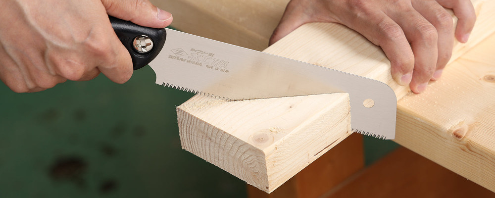 UNIVERSAL S-175 Sega giappones - Woodworking In Japanese recensione e prezzo